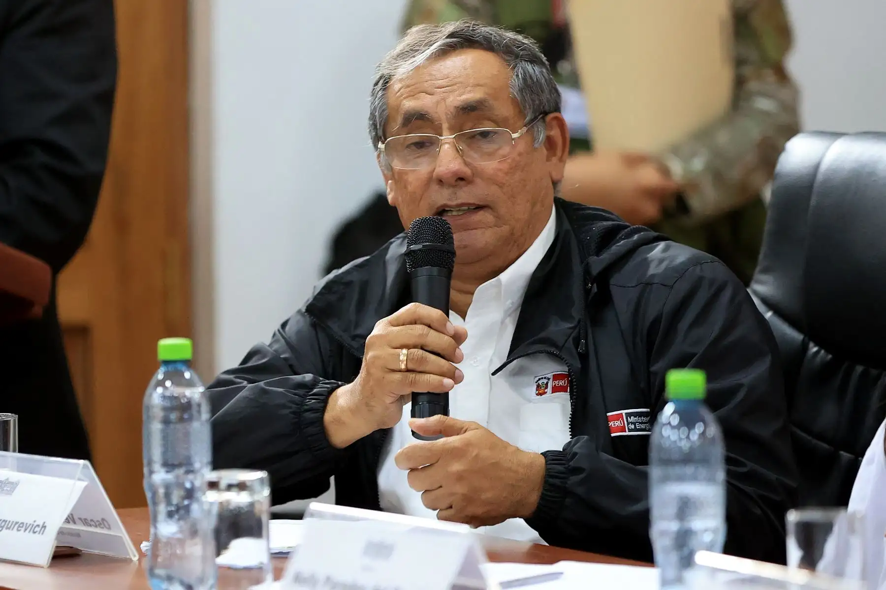 La presidenta Dina Boluarte arribó esta mañana a la ciudad de Cusco acompañada ministros de Estado, y sostuvo una reunió con la Junta Directiva de la Confederación Nacional de Radio y Televisión – CNRTV como parte de su agenda en la ciudad imperial.
Foto: ANDINA/Presidencia Perú