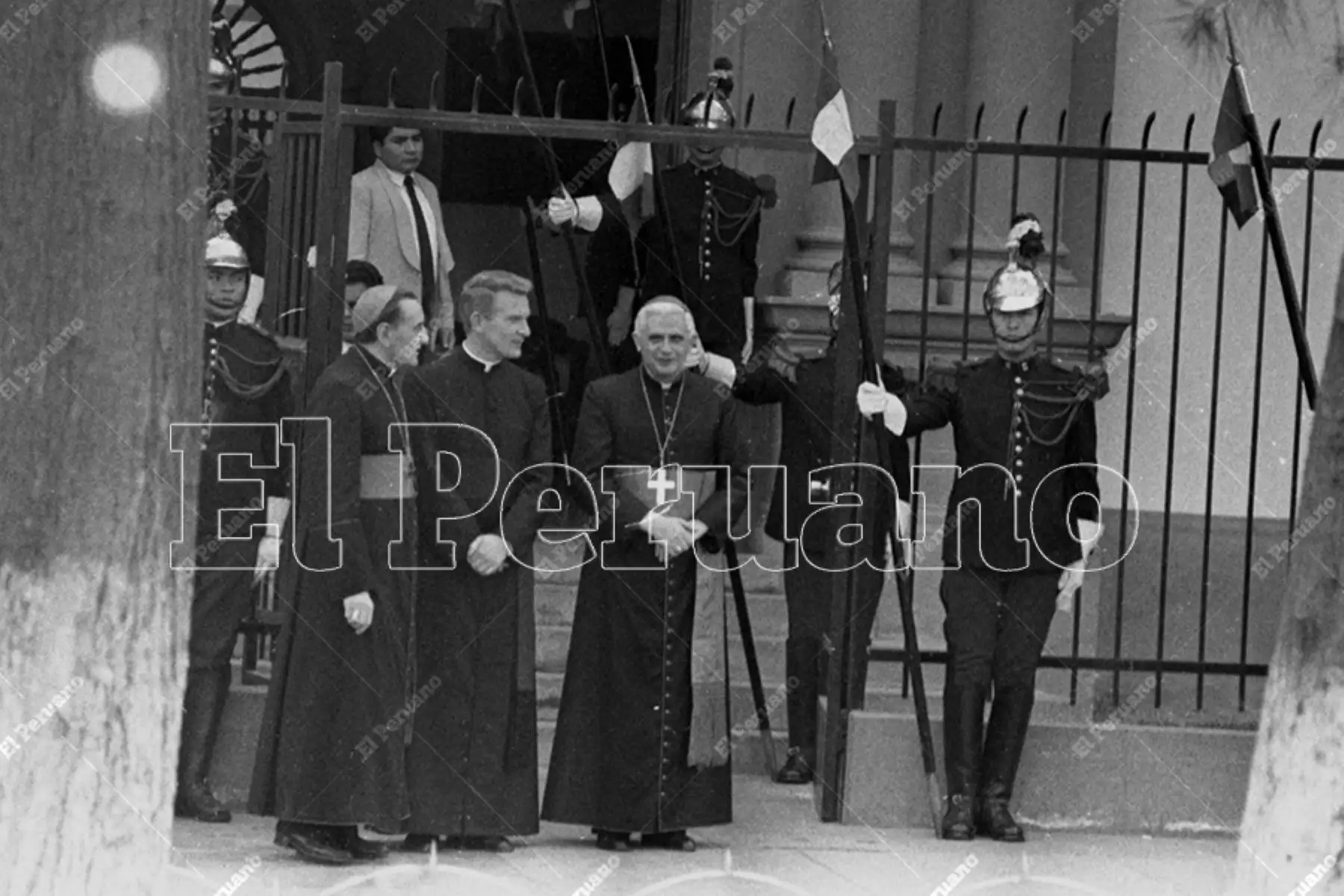 Lima - 24 julio 1986 /  Joseph Ratzinger,  prefecto de la Sagrada Congregación para la Doctrina de la Fe del Vaticano, en la sede de la Nunciatura Apostólica. Foto: Archivo Histórico de El Peruano