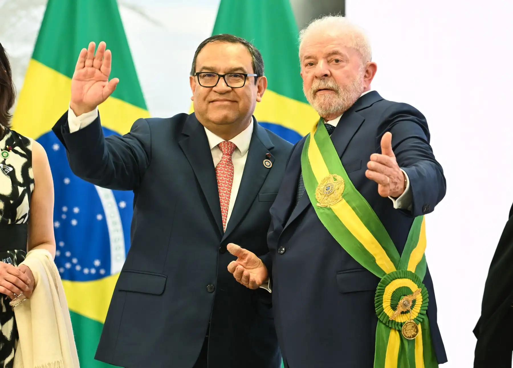 El jefe del Gabinete Ministerial, Alberto Otárola, se encuentra en Brasil y lidera la delegación peruana que participa en la asunción de mando del presidente brasileño Luiz Inácio Lula da Silva, en representación de la presidenta constitucional de la República, Dina Boluarte. Foto: Daniel Malpica/Cancillería