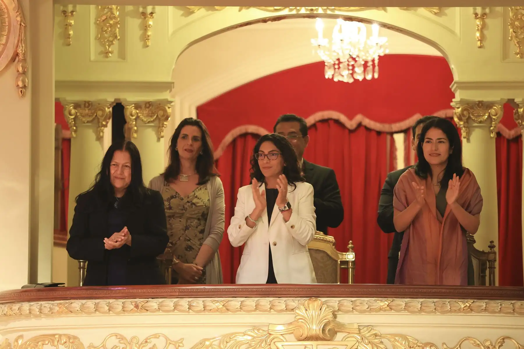 Presidenta Dina Boluarte participó en la ceremonia de juramentación e instalación del Concejo Metropolitano de Lima donde Rafael López Aliaga juró como el nuevo alcalde de Lima Metropolitana para el periodo 2023-2026. Foto: ANDINA/Presidencia Perú
