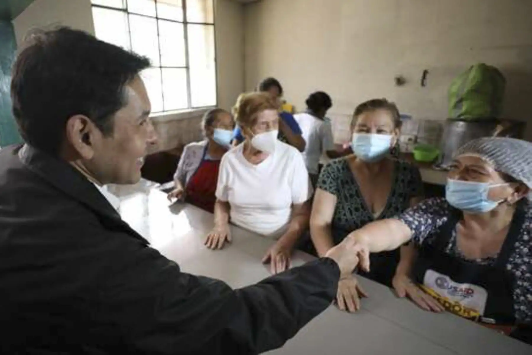 En Comas existen 213 ollas comunes que brindan atención a 17,638 usuarios registrados en el sistema informático Mankachay Perú (Mi ollita Perú) del Midis. ANDINA/ Midis