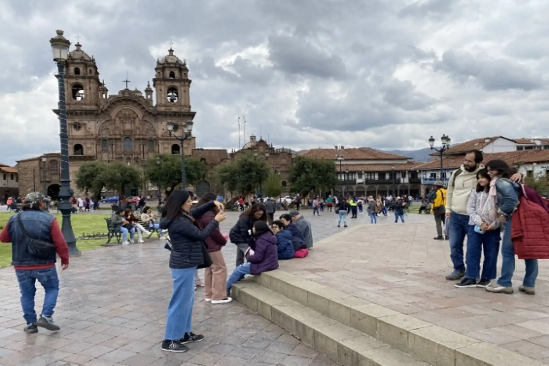 El fiscal Poblete Barberis remarcó que identificarán a infiltrados que provoquen desmanes y obliguen a personas a sumarse a la lucha en contra de su voluntad.