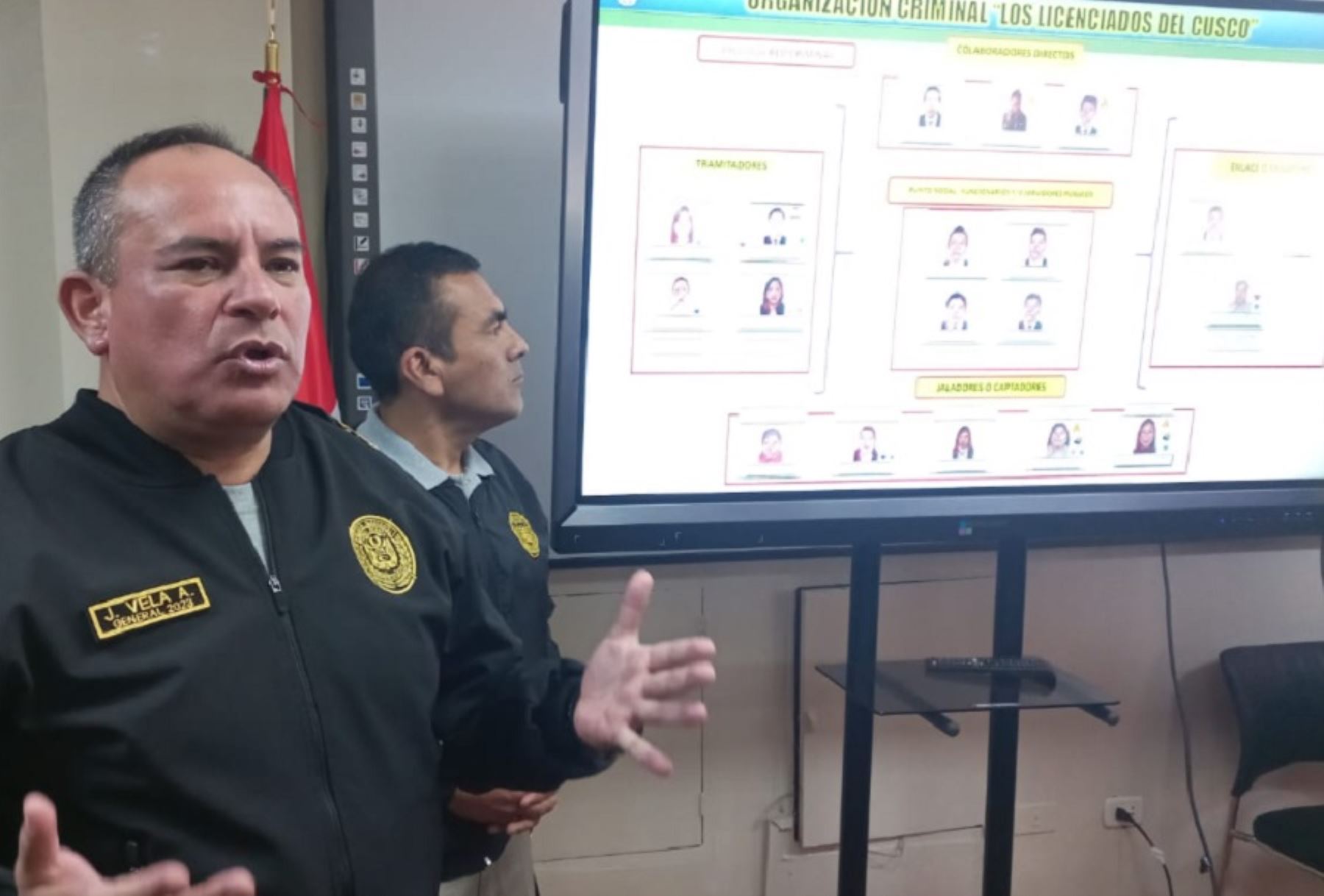 El jefe de la VII Macrorregión Policial Cusco, general PNP Javier Vela, informó que desde marzo del 2019 la organización criminal bautizada como los Licenciados del Cusco estaría implicada en la comisión de los delitos contra la administración pública, tráfico de influencias, contra la tranquilidad pública, en agravio del Estado peruano.