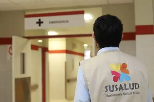 Los registros de establecimientos de salud y de sanciones se actualizan constantemente con la información que recogen los especialistas de Susalud en las supervisiones que realizan a nivel nacional. ANDINA/ Susalud