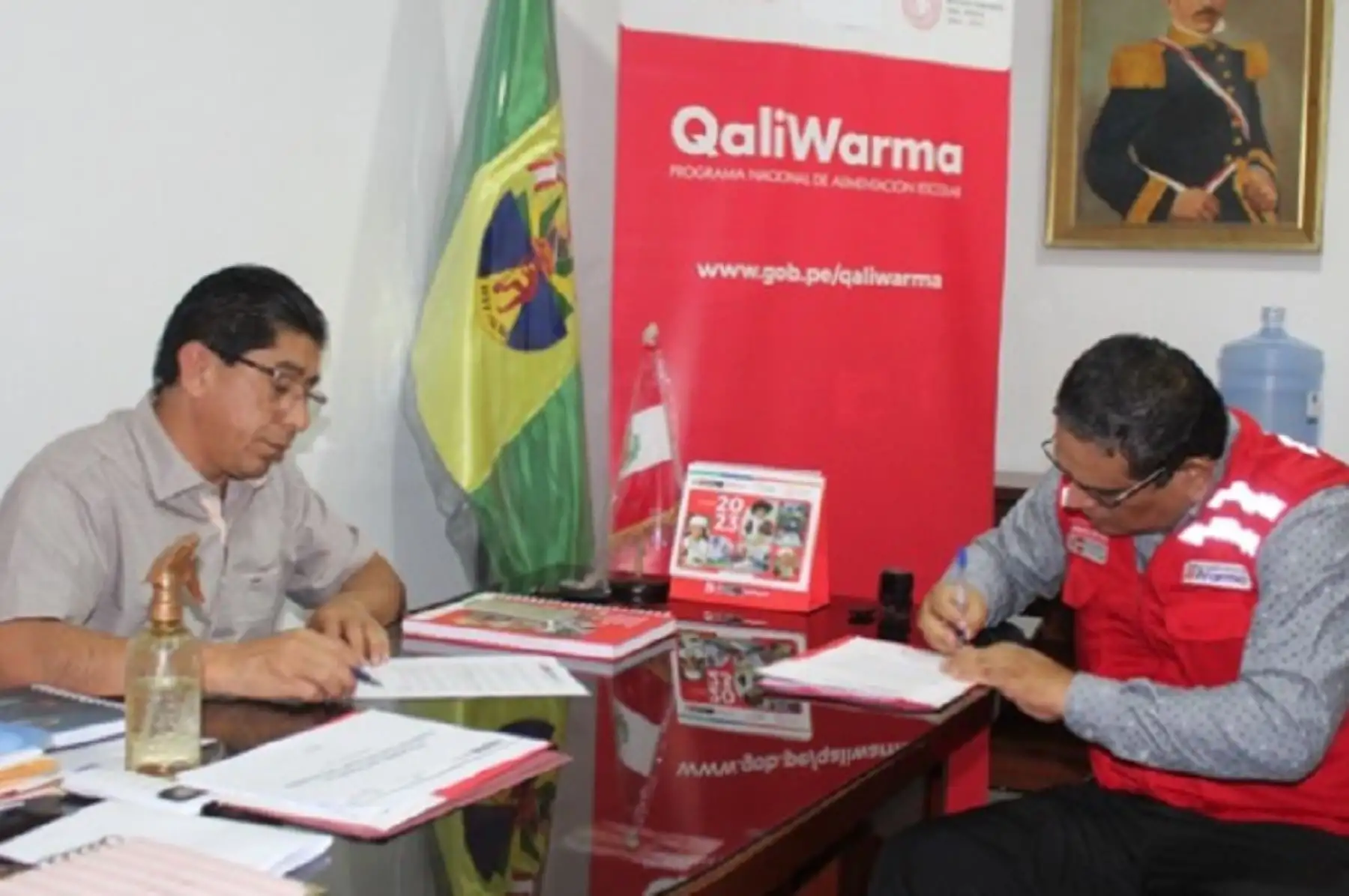 El Programa Nacional de Alimentación Escolar Qali Warma, en articulación con la Municipalidad Distrital de Castilla, trabajarán unidos en beneficio de 18,548 escolares de 120 instituciones educativas de inicial y primaria usuarias del servicio alimentario escolar.