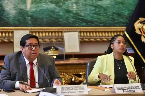 Necesitamos medidas urgentes para darle un impulso a la inversión privada y la inversión pública, afirmó el ministro Contreras.