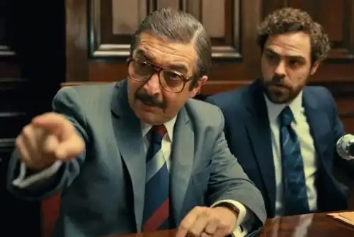 Ricardo Darín interpreta al fiscal Julio Strassera, en la película "Argentina 1985" que participará en el Premio Oscar, el 12 de marzo, en Hollywood. INTERNET/Medios