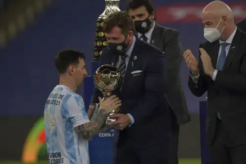 Alejandro Domínguez quiere ver a Messi jugar los torneos de la Conmebol