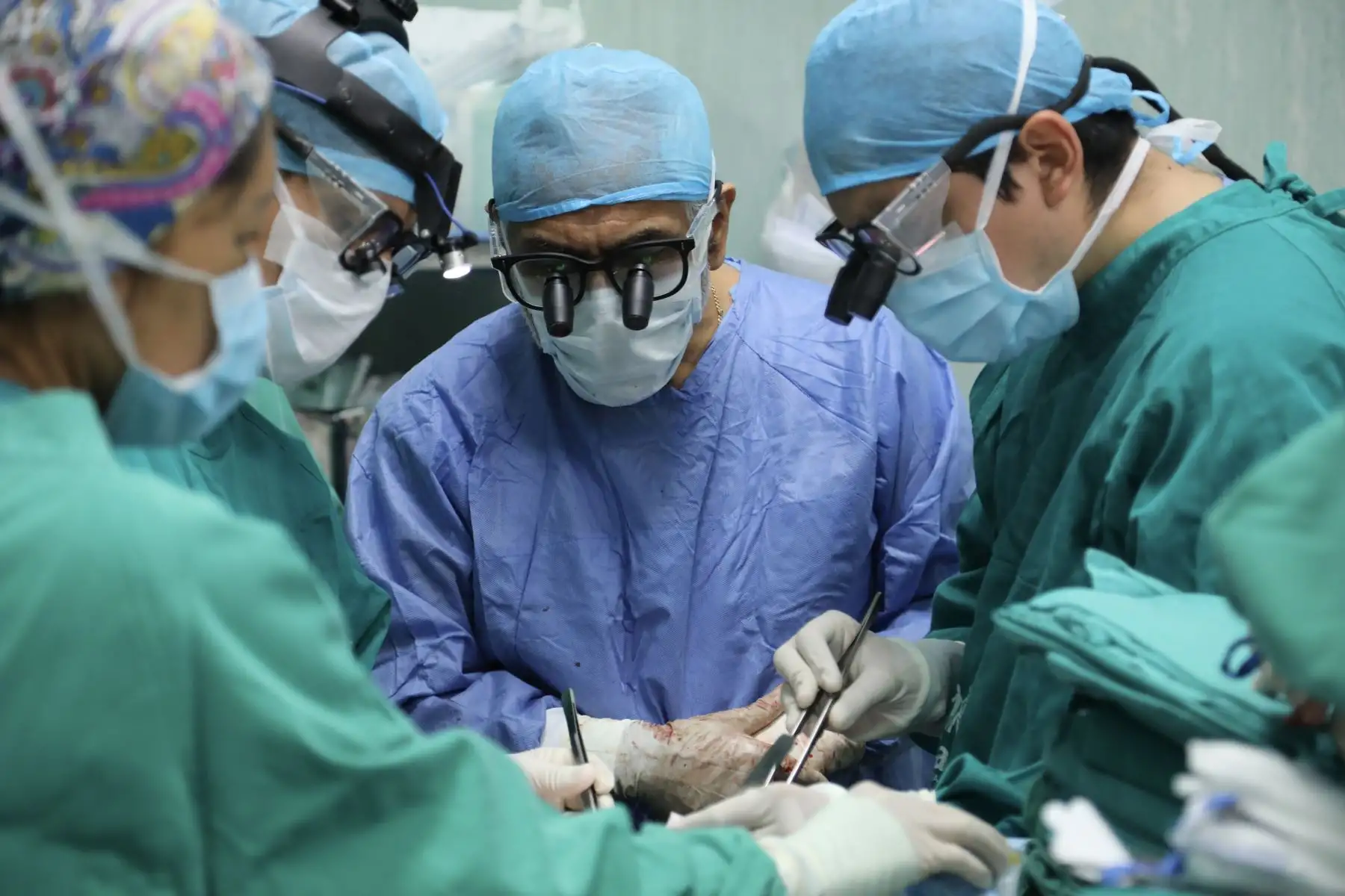 El Servicio de Emergencia del Hospital Nacional Guillermo Almenara del Seguro Social de Salud (EsSalud) atendió a más de 170 mil pacientes con diversas enfermedades de alta complejidad durante los 12 meses del 2022.
Foto: ANDINA/EsSalud