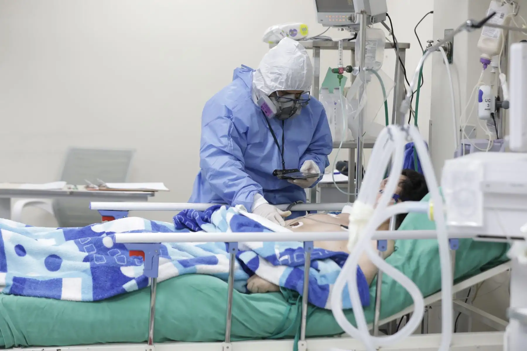 El Servicio de Emergencia del Hospital Nacional Guillermo Almenara del Seguro Social de Salud (EsSalud) atendió a más de 170 mil pacientes con diversas enfermedades de alta complejidad durante los 12 meses del 2022.
Foto: ANDINA/EsSalud