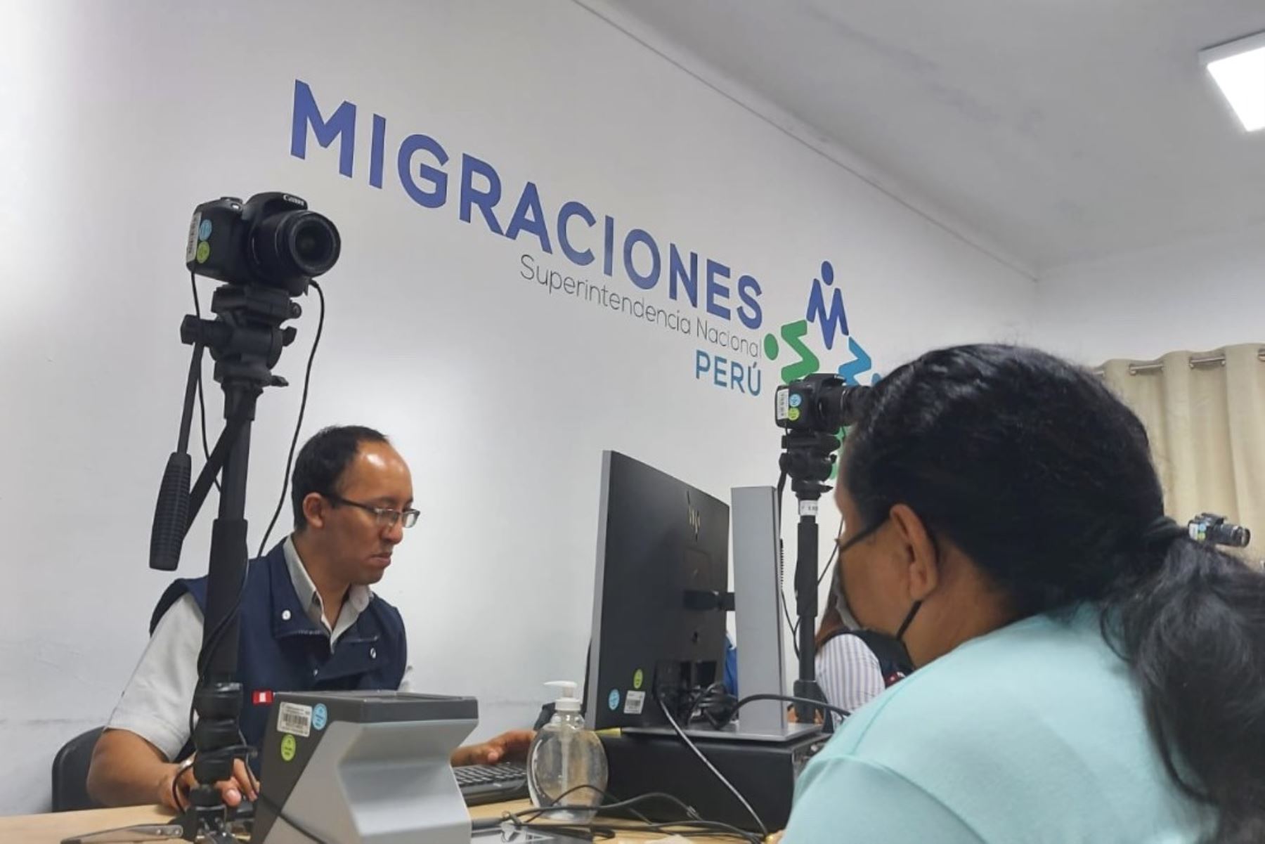 Migraciones atiende a extranjeros para regularizar su situación migratoria. Foto: ANDINA/Difusión.