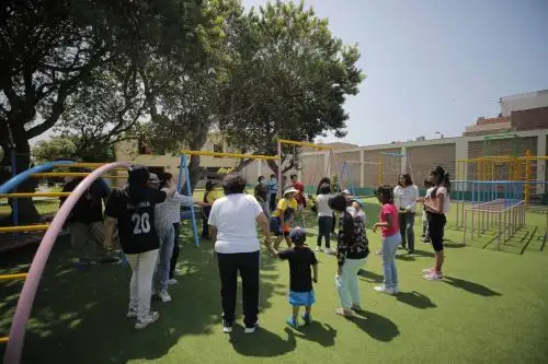 Ministerio de la Mujer brindó atención a niños, adolescentes y adultos mayores que viven en diversos centros de atención del Estado. Foto: ANDINA/difusión.