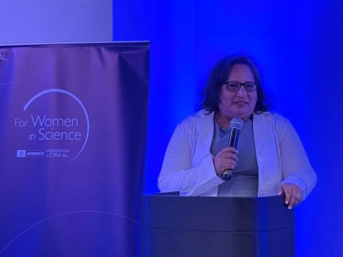 La investigadora en salud pública Luz María Moyano es la ganadora  del premio “Por las Mujeres en la Ciencia” y será reconocida con un incentivo académico de 45 mil soles.