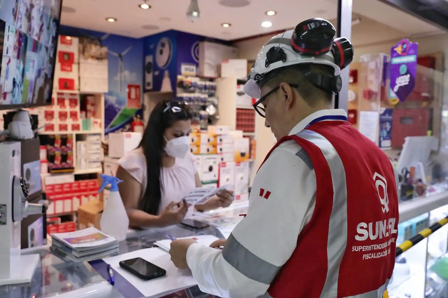 Personal de Sunafil en labores de inspección. ANDINA/Difusión