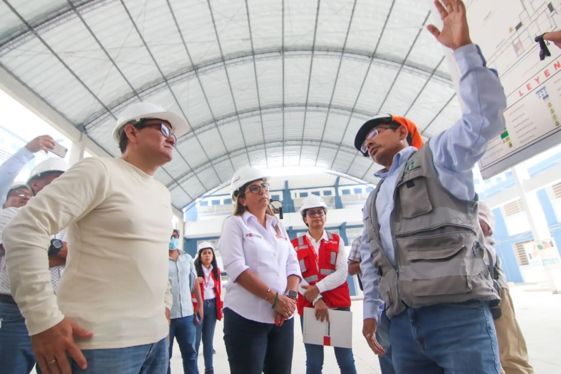 La directora ejecutiva de la Autoridad para la Reconstrucción con Cambios, Rosmary Cornejo, afirmó que su gestión se caracteriza por la transparencia, la integridad y lucha contra la corrupción. Foto: ARCC