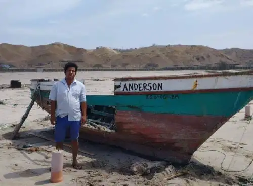 Policía Nacional realiza búsqueda de bañista desaparecido en el mar de Tumbes tras los fuertes oleajes que se presentaron en Playa Hermosa. ANDINA/Difusión