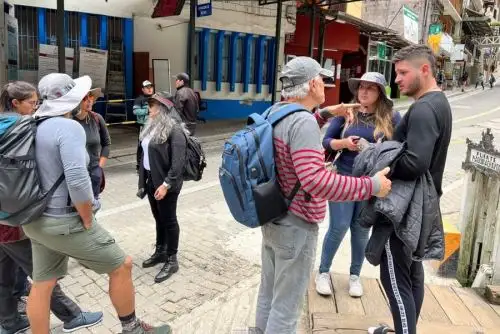 Más de 400 turistas, entre nacionales y extranjeros, quienes estaban varados en el distrito de Machu Picchu Pueblo debido a las manifestaciones sociales, fueron traslados a la ciudad de Cusco.