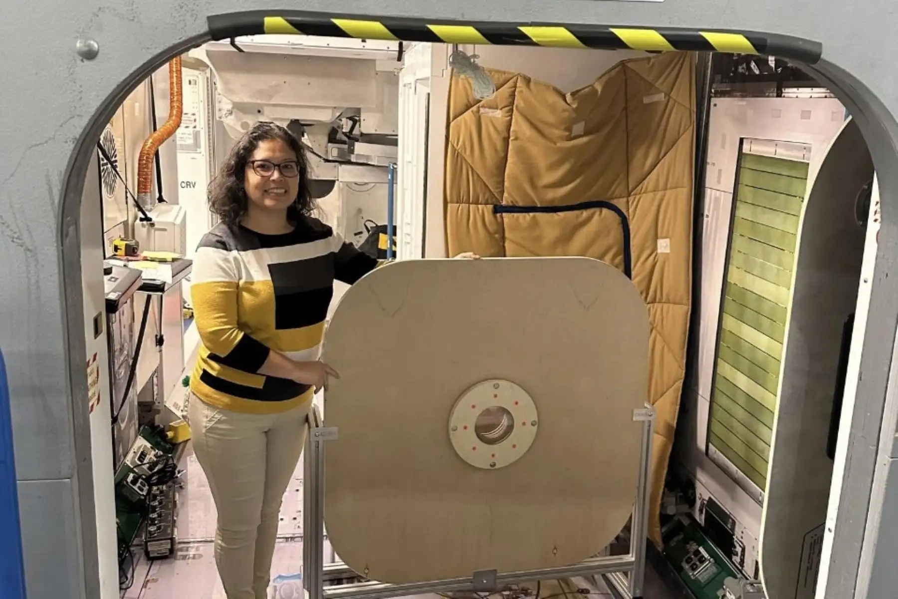 La ingeniera cusqueña trabajó como controladora de vuelos y directamente con los astronautas de la Estación Espacial Internacional. Previamente, en el Laboratorio de propulsión a chorro de la NASA (JPL) en California, como ingeniera mecánica y de pruebas en tierra del robot Curiosity que está en Marte.Foto: Cortesía