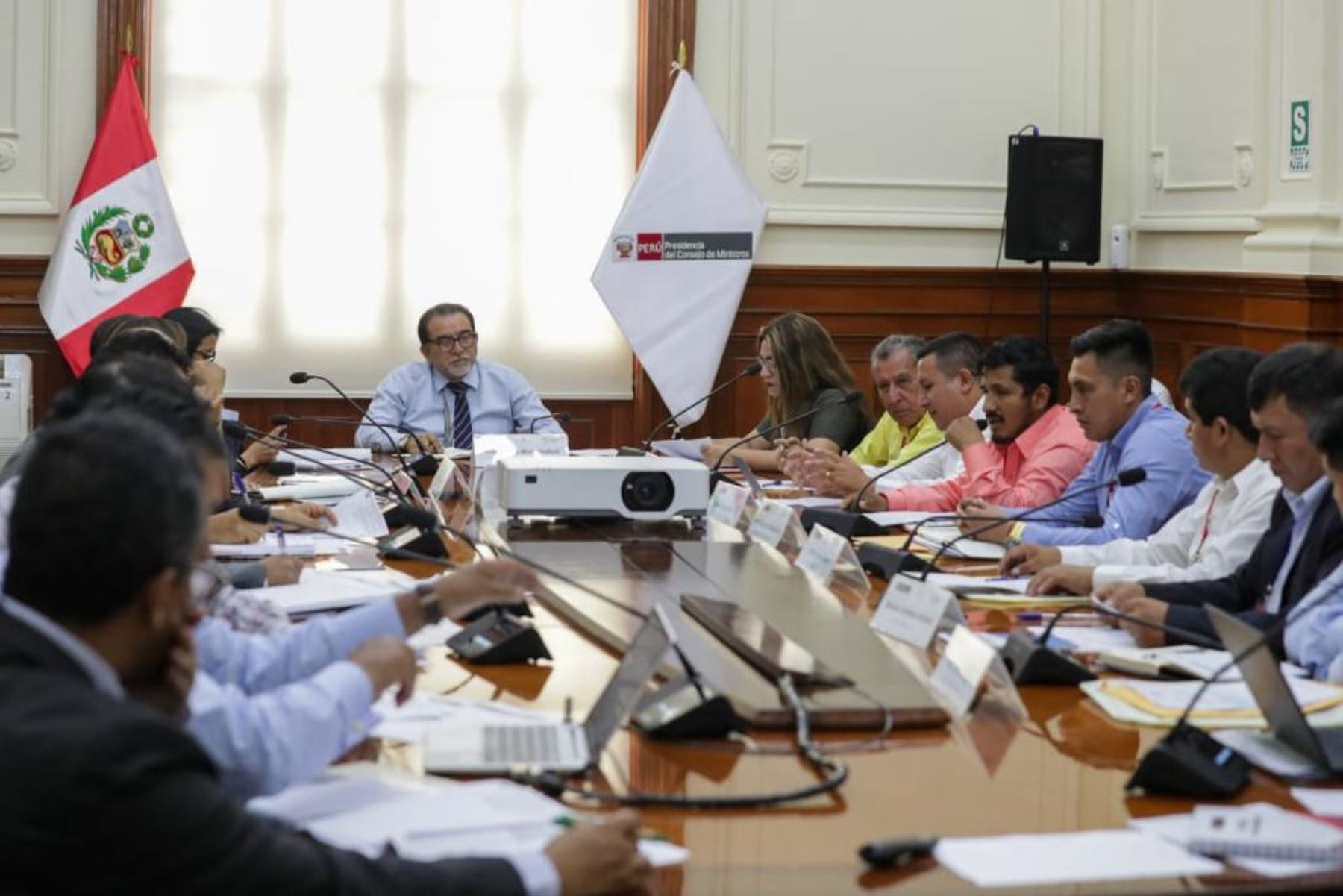 El viceministro de Gobernanza Territorial, José Muro, dialogó hoy con alcaldes provinciales de Huánuco