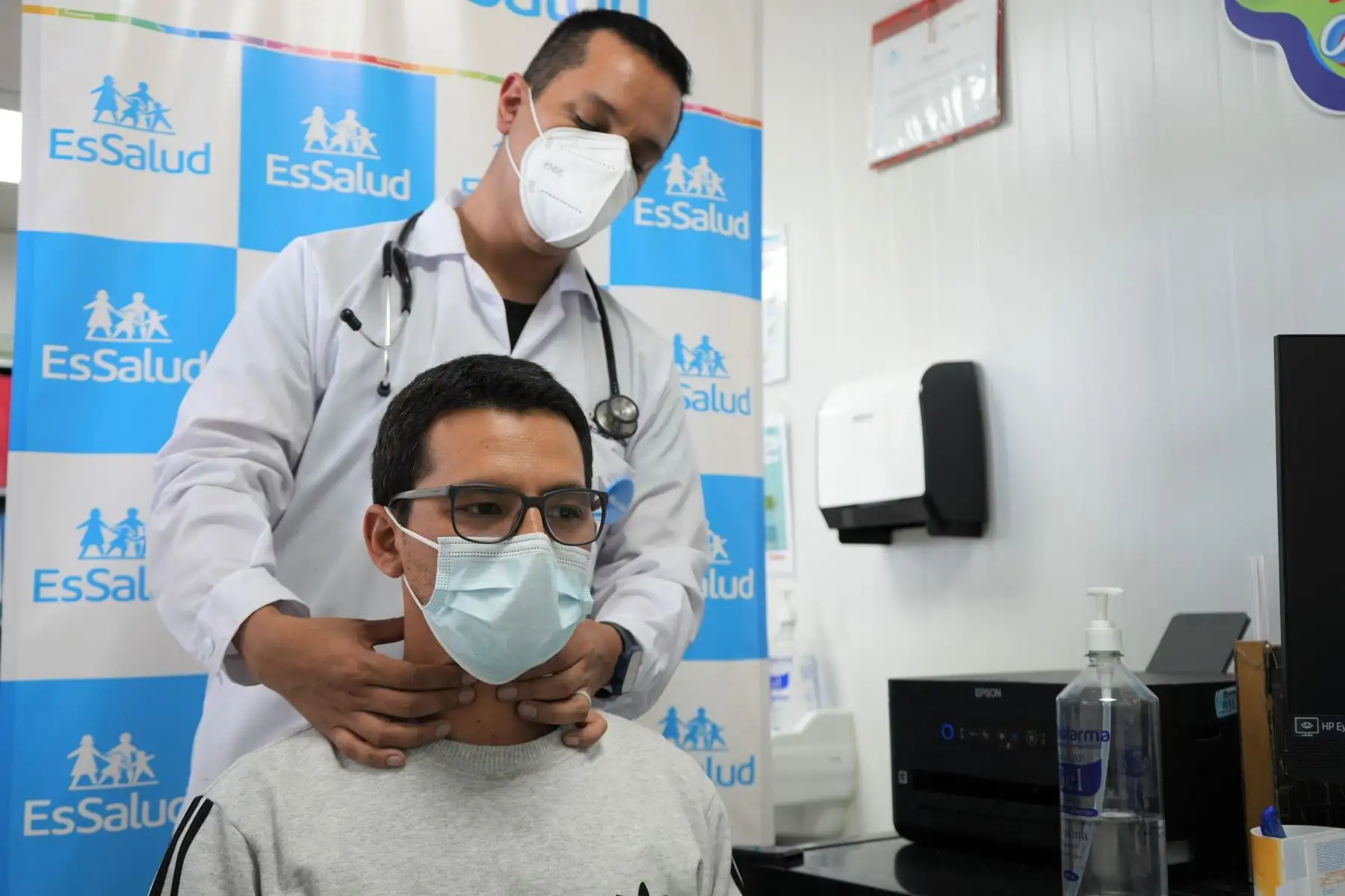 EsSalud alerta que varones menores de 40 años de edad pueden desarrollar peligrosas enfermedades metabólicas como la tiroides, sobrepeso y diabetes. Foto: ANDINA/Difusión