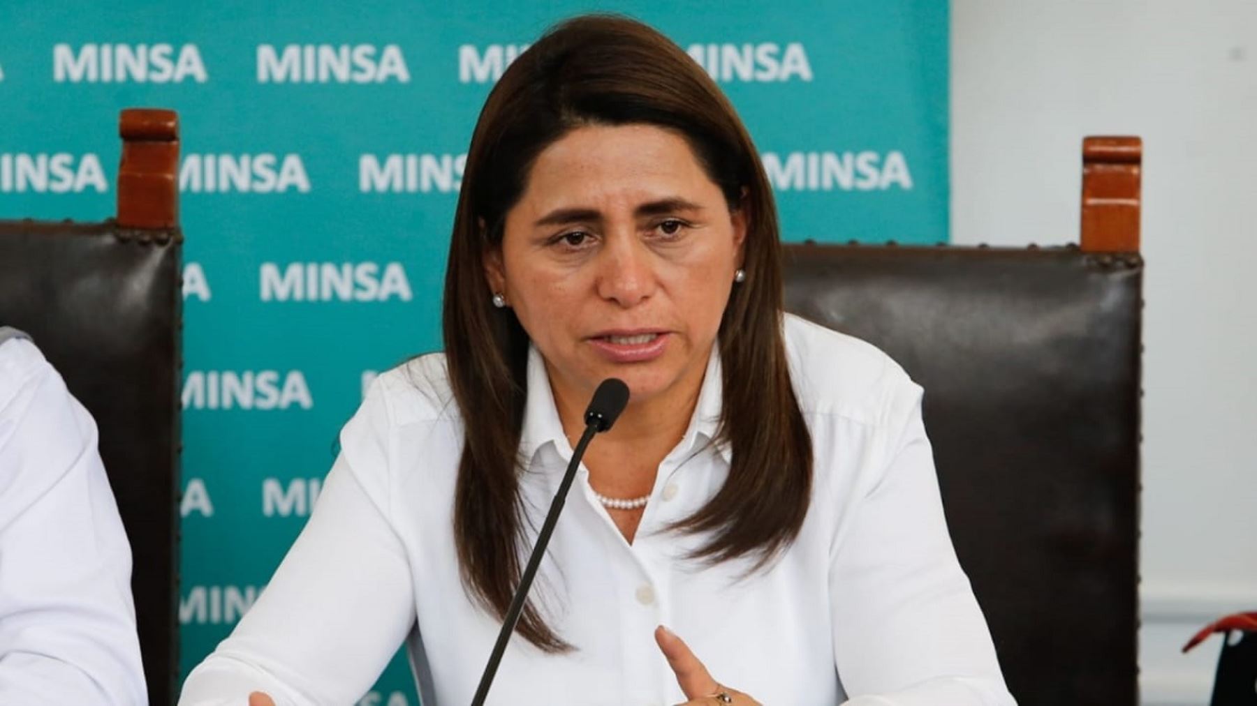 Ministra de salud Rosa Gutiérrez