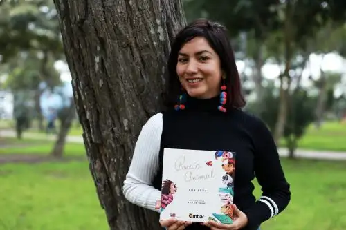 Ana vera es comunicadora, productora y editora de contenidos. a publicado el poemario Ausencias (2010), y el fotopoemario Memoria imagen (Hanan Harawi, 2015). ANDINA/ Ana Vera