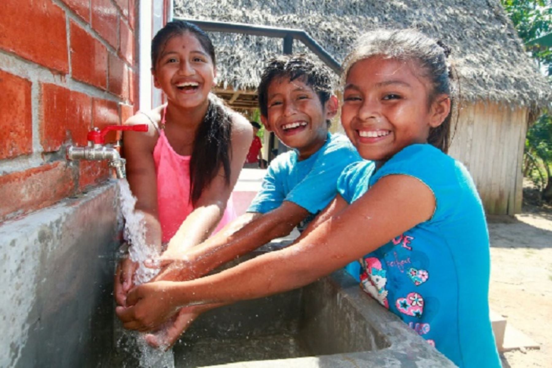 El proyecto de agua potable y saneamiento de Shachapapa se encuentra a cargo del Programa Integral de Agua y Saneamiento Rural (PIASAR) del PNSR.