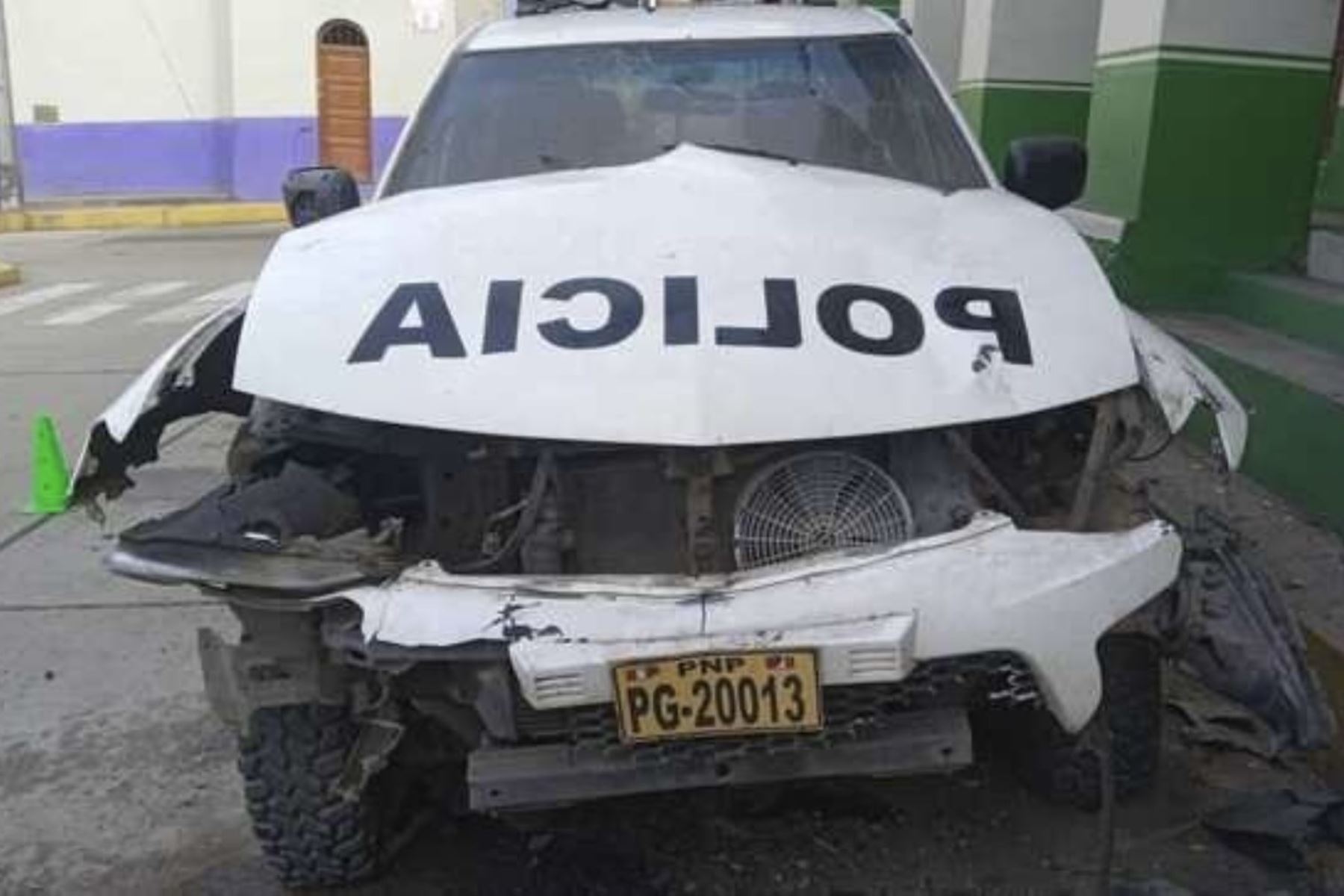 La Libertad: lanzan dinamita a patrullero estacionado en comisaría de Huaranchal-Otuzco