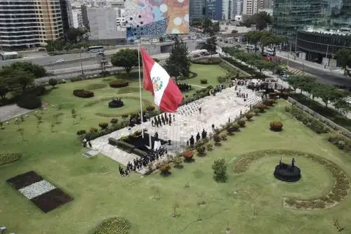 Emblemático Parque Reducto N° 2 en Miraflores