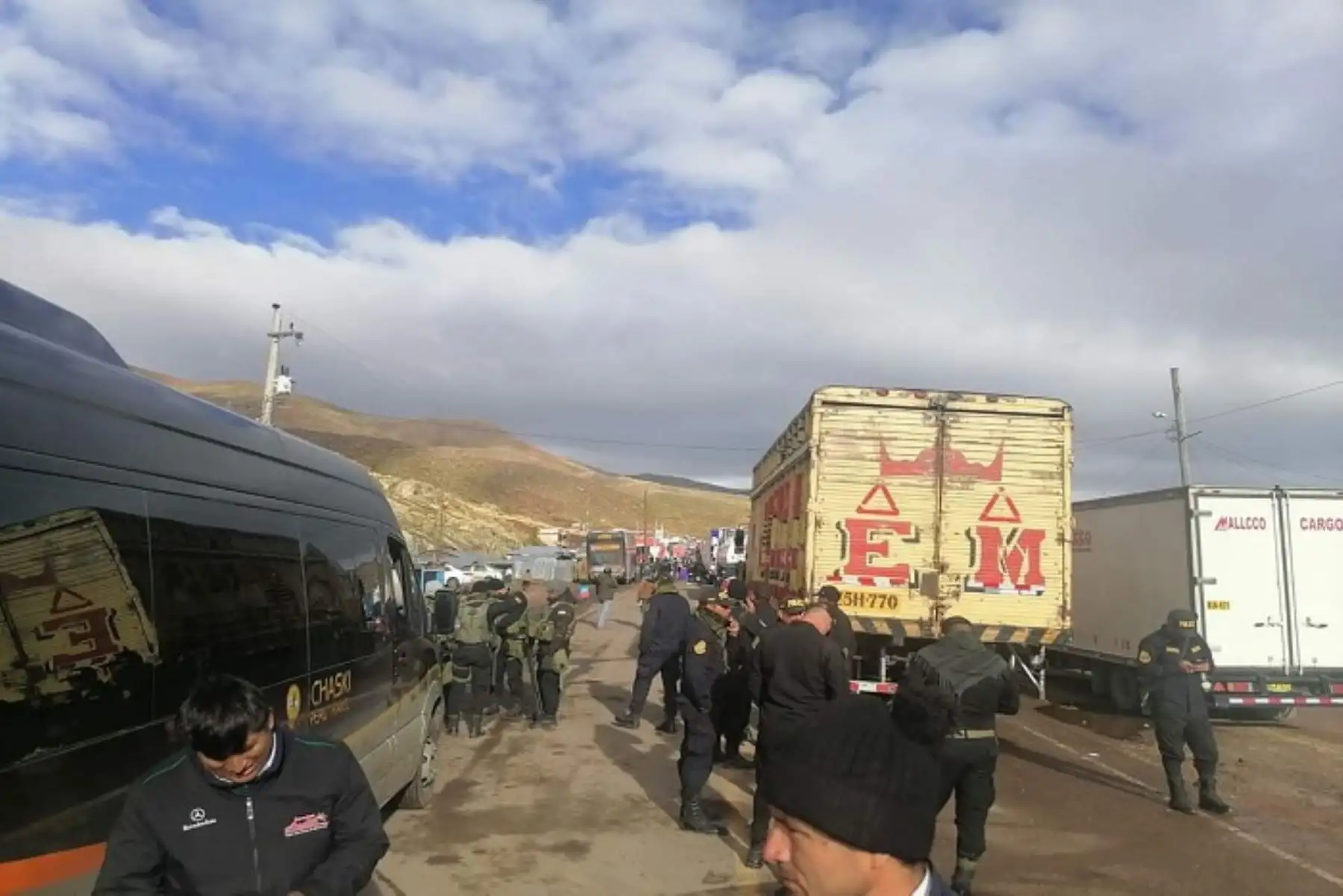 Sigue cerrado el tránsito en vía Los Libertadores por las intensas lluvias que afecta a las regiones mHuancavelica y Ayacucho