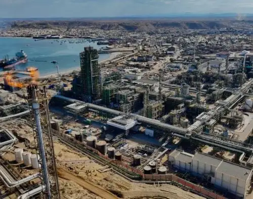 La ciudad de Talara, en Piura, podrá abastecerse con más agua potable gracias al convenio suscrito por la empresa Petroperú y la municipalidad provincial. Foto: ANDINA/difusión.