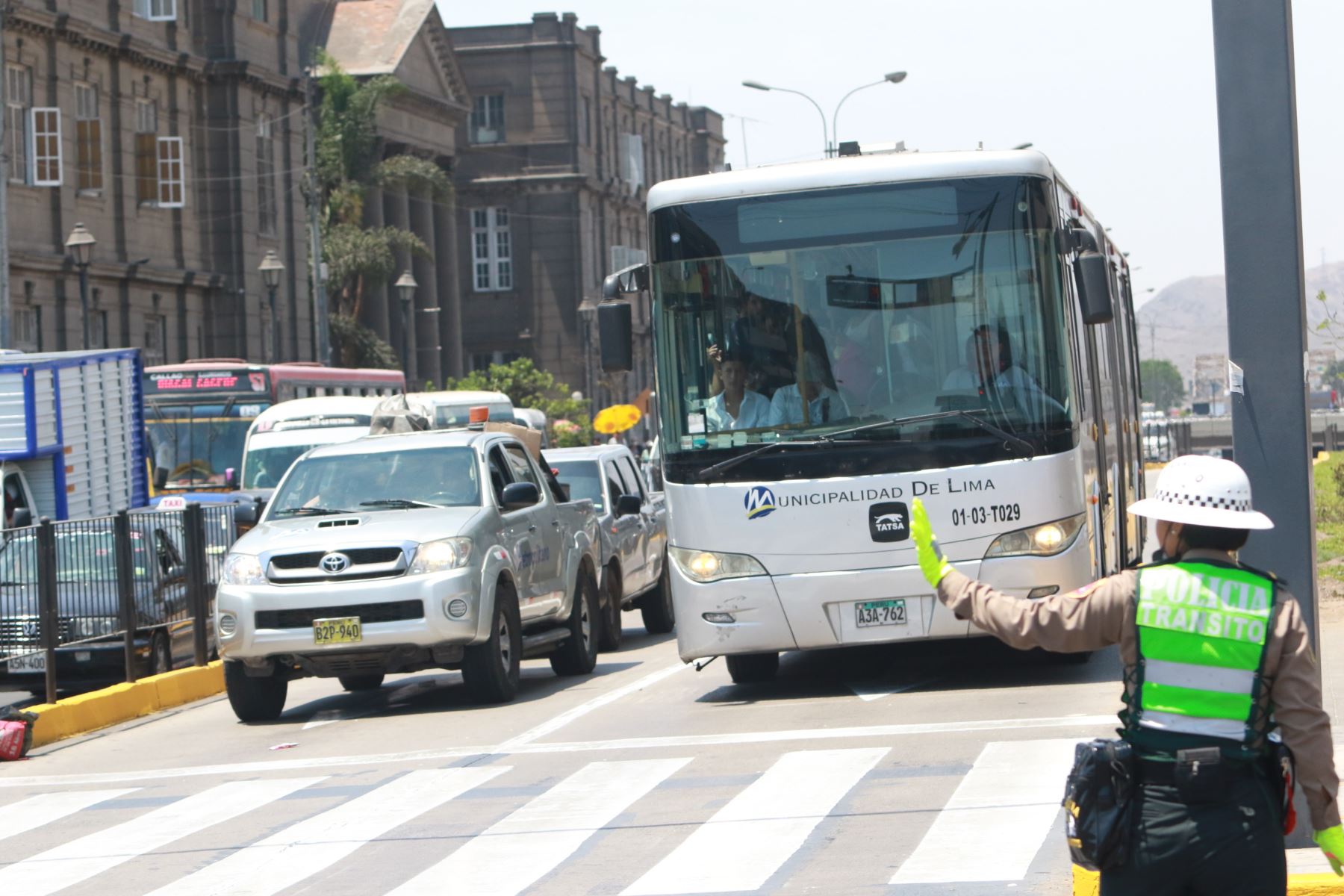 Los sábados 23 y 30 de diciembre se reforzará el sistema con 60 buses adicionales mientras que los domingos 24 y 31 se agregarán 20 unidades. Foto: ANDINA/Héctor Vinces