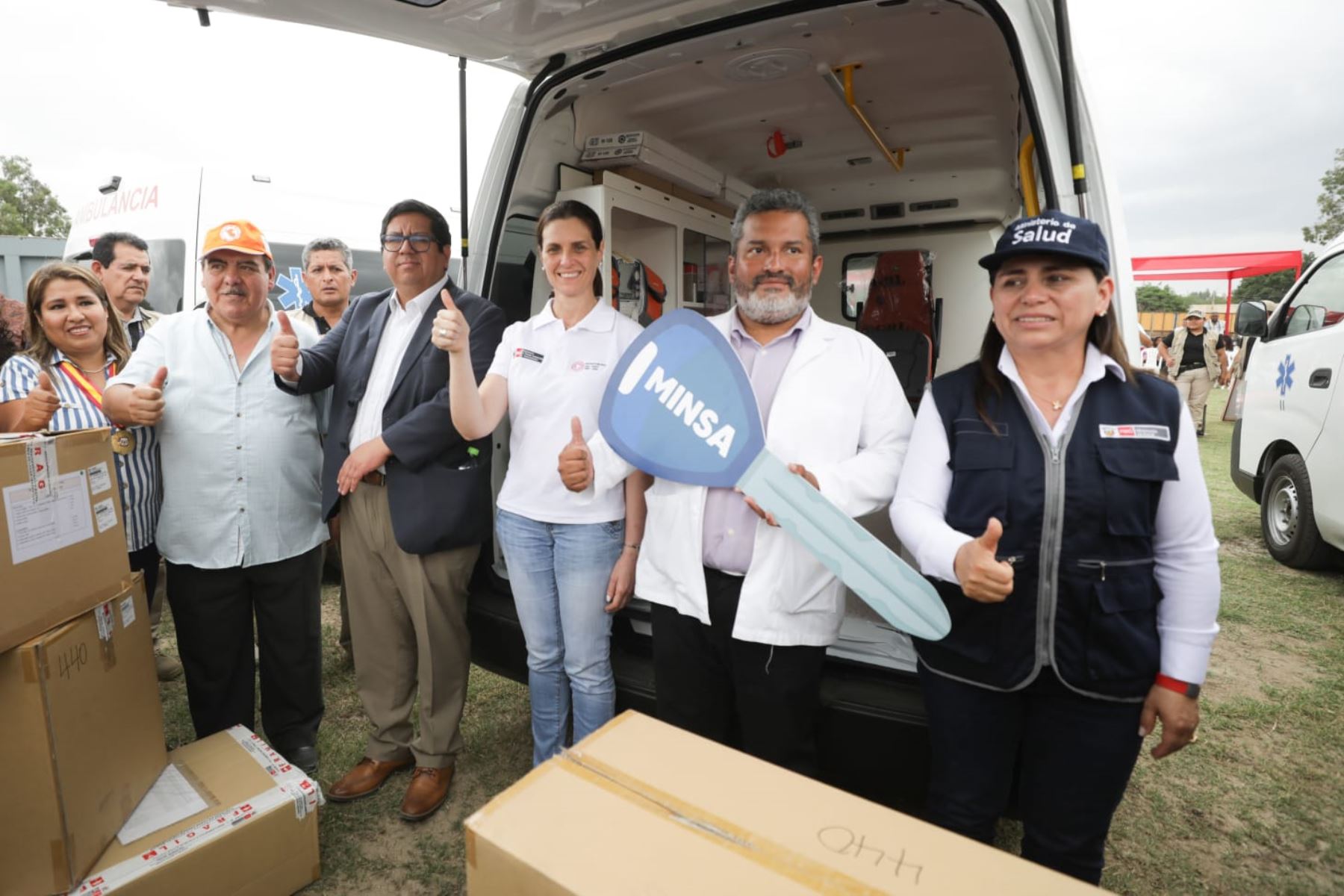 Hania Pérez de Cuellar y otros ministros estuvieron hoy en Ica. Foto: ANDINA/Difusión