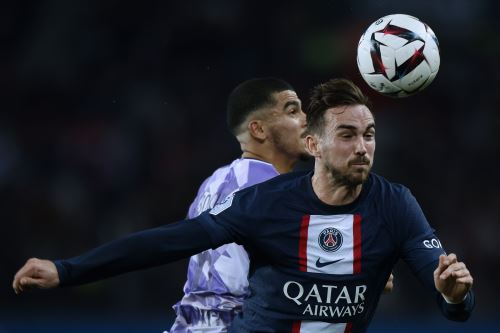 PSG disputa ante  Toulouse FC durante el partido de fútbol de la Ligue 1 francesa