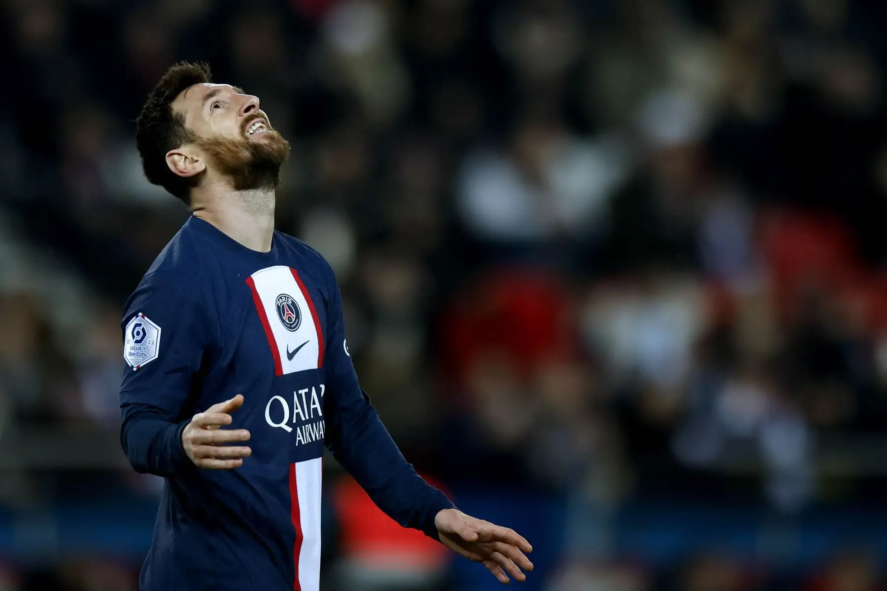 Lionel Messi del Paris Saint Germain reacciona durante el partido de fútbol de la Ligue 1 francesa entre el PSG y el Toulouse FC en el estadio Parc des Princes de París, Francia.
Foto: EFE
