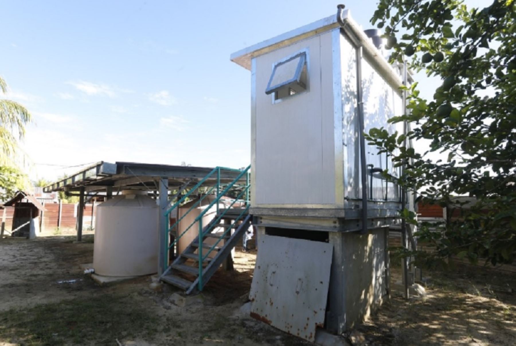 El Ministerio de Vivienda, Construcción y Saneamiento implementará 1,023 módulos temporales de agua que beneficiarán a 4,900 pobladores de 24 comunidades del distrito de Manseriche, en la provincia de Datem del Marañón.