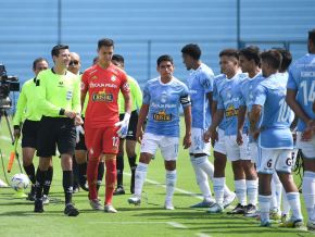Sporting Cristal esperó a Alianza Lima en el campo de juego 