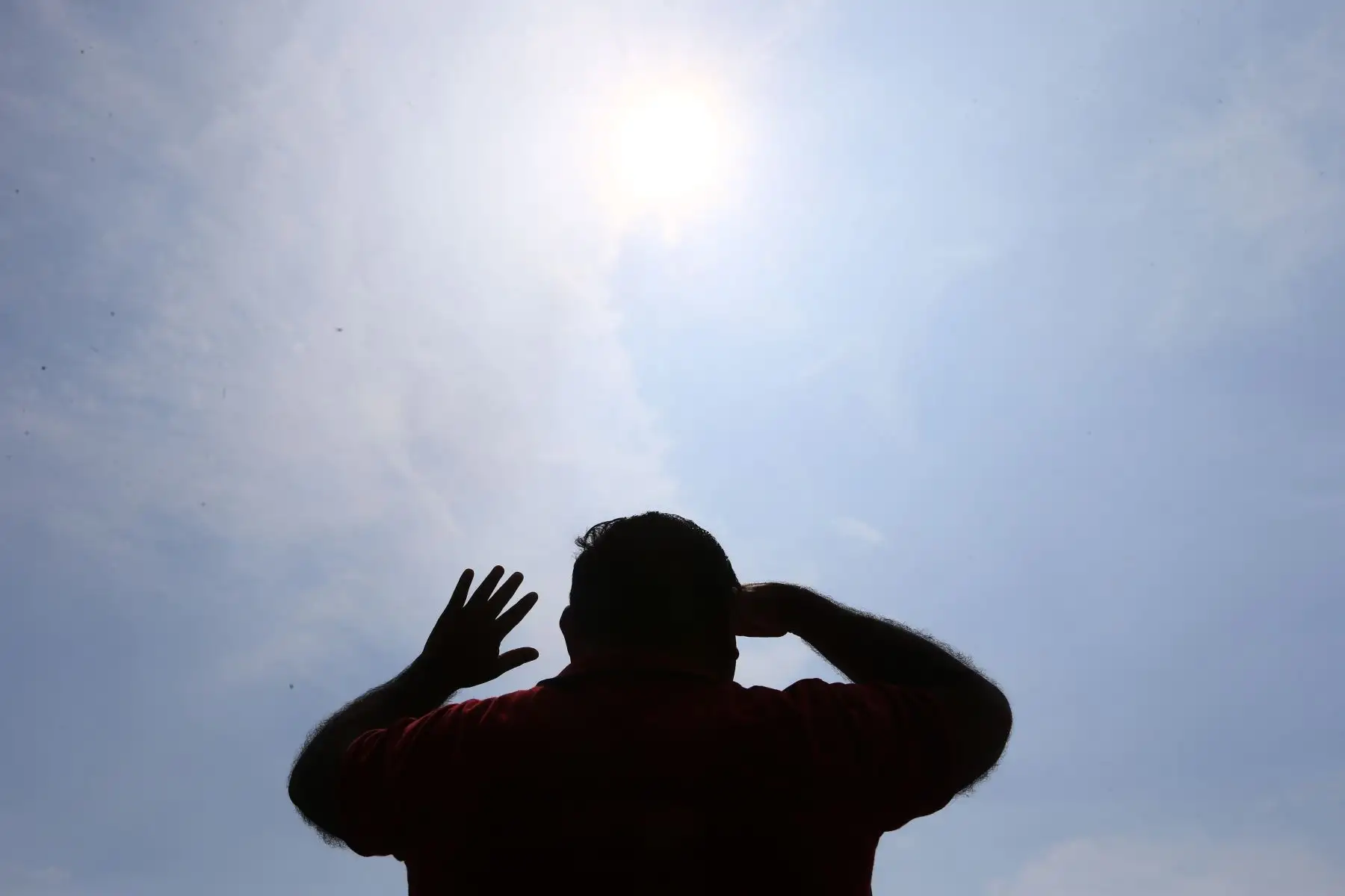 Estudio realizado por la OMS y la OIT advierte del peligro que causa trabajar bajo el sol en la generación de casos de cáncer de piel. ANDINA/Ricardo Cuba