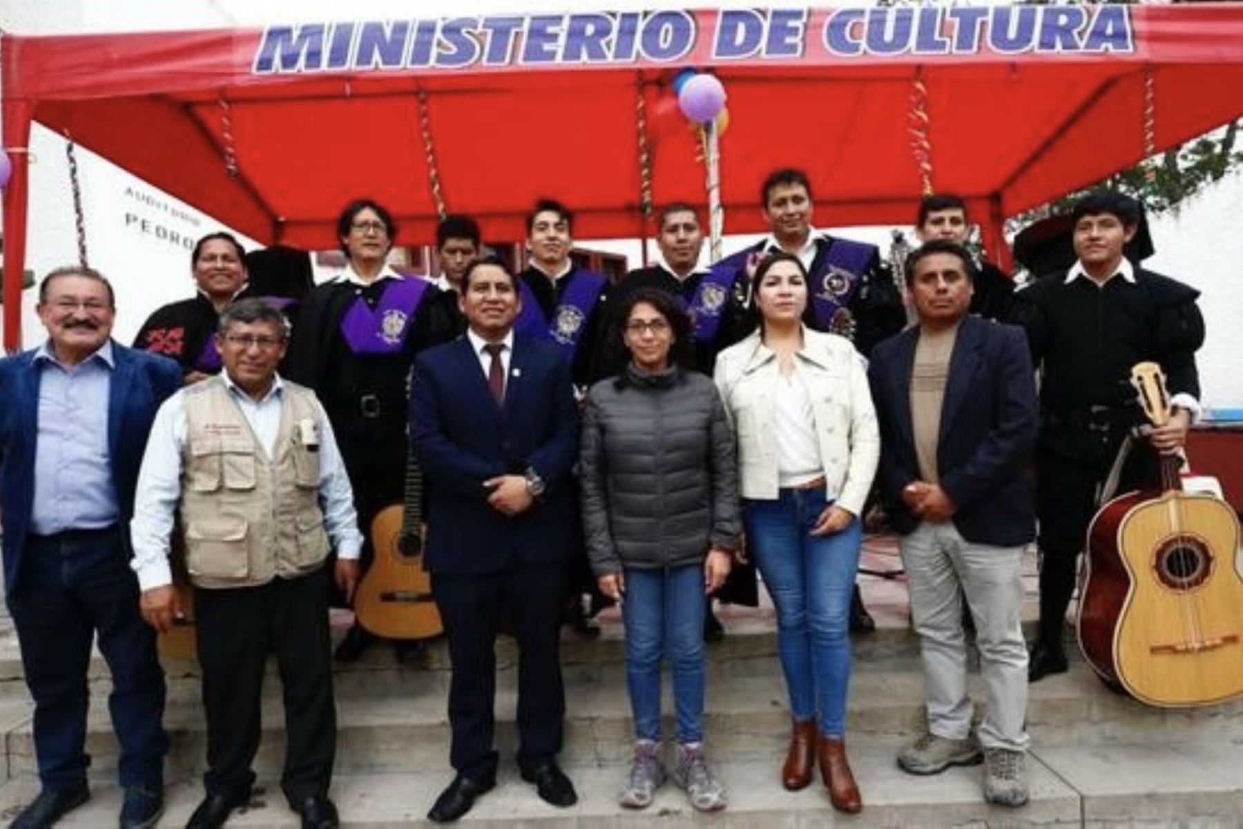 Ministra de Cultura, Leslie Urteaga, llegó a Huamanga, Ayacucho, para cumplir una agenda importante a favor del sector.