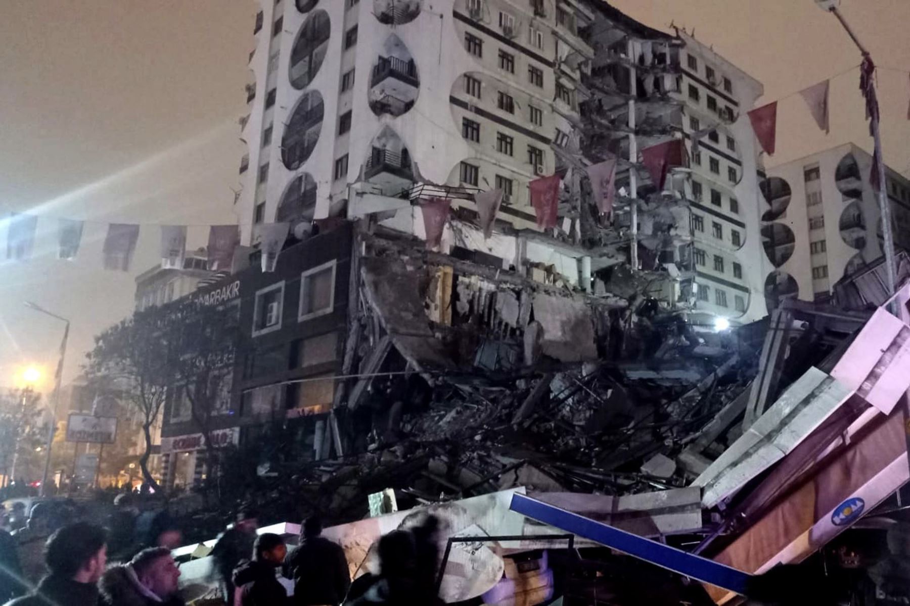 Un terremoto sacudió Turquía este lunes  06 de febrero de 2023 (domingo en Lima). EFE