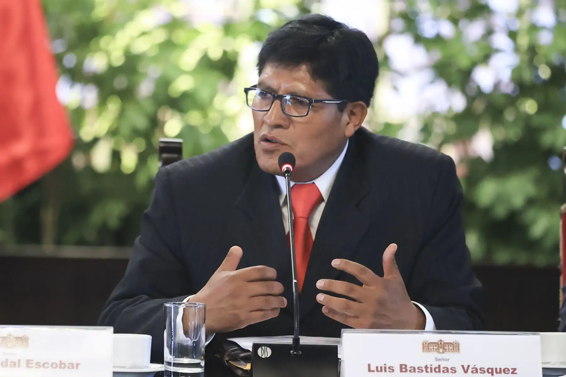 En reuniones sostenidas hoy con más de 30 alcaldes provinciales y distritales de las regiones Junín y Huancavelica, la presidenta Dina Boluarte expresó el compromiso del Gobierno de trabajar articuladamente para la ejecución de sus proyectos en ámbitos como saneamiento básico, educación, salud y agricultura.

Foto:ANDINA/Presidencia Perú