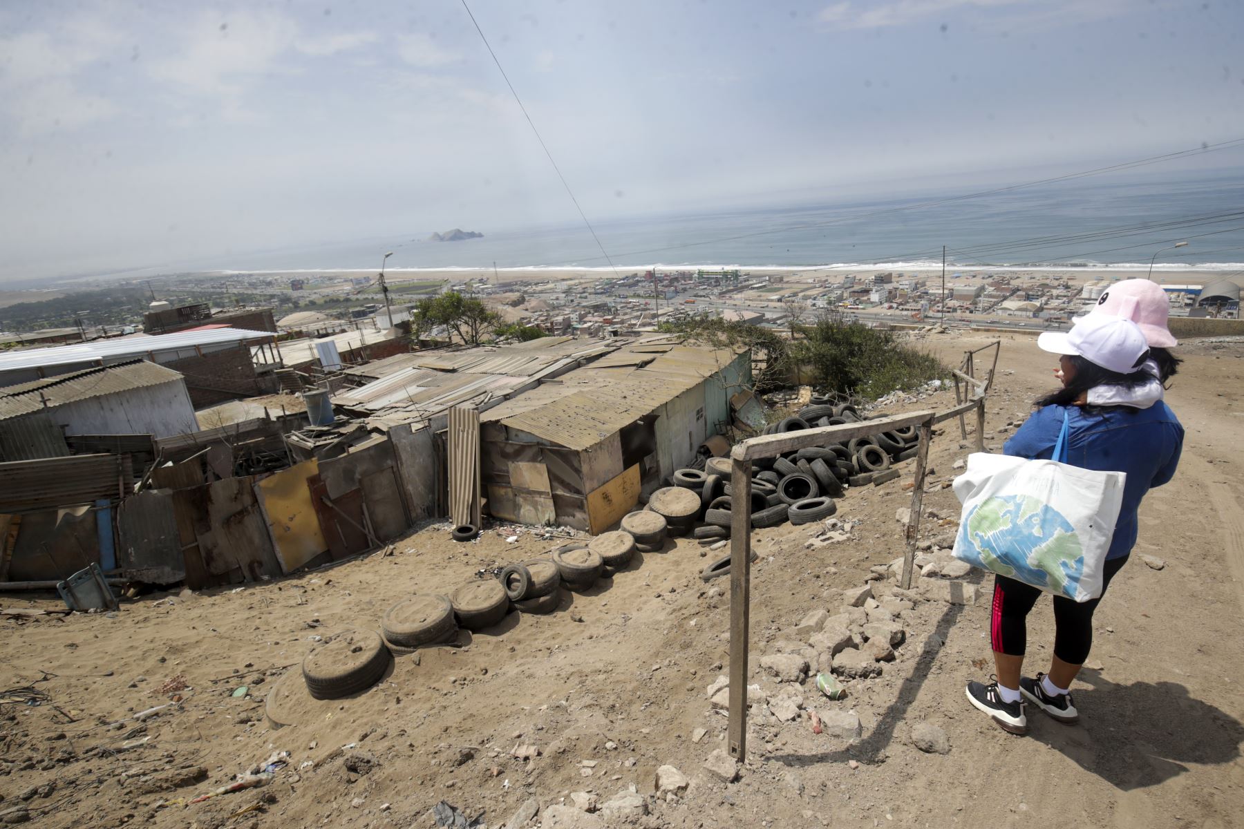 Lomo de Corvina está catalogado como una de las zonas más vulnerables de Lima frente a sismo de gran magnitud. Foto: ANDINA/Juan Carlos Guzmán
