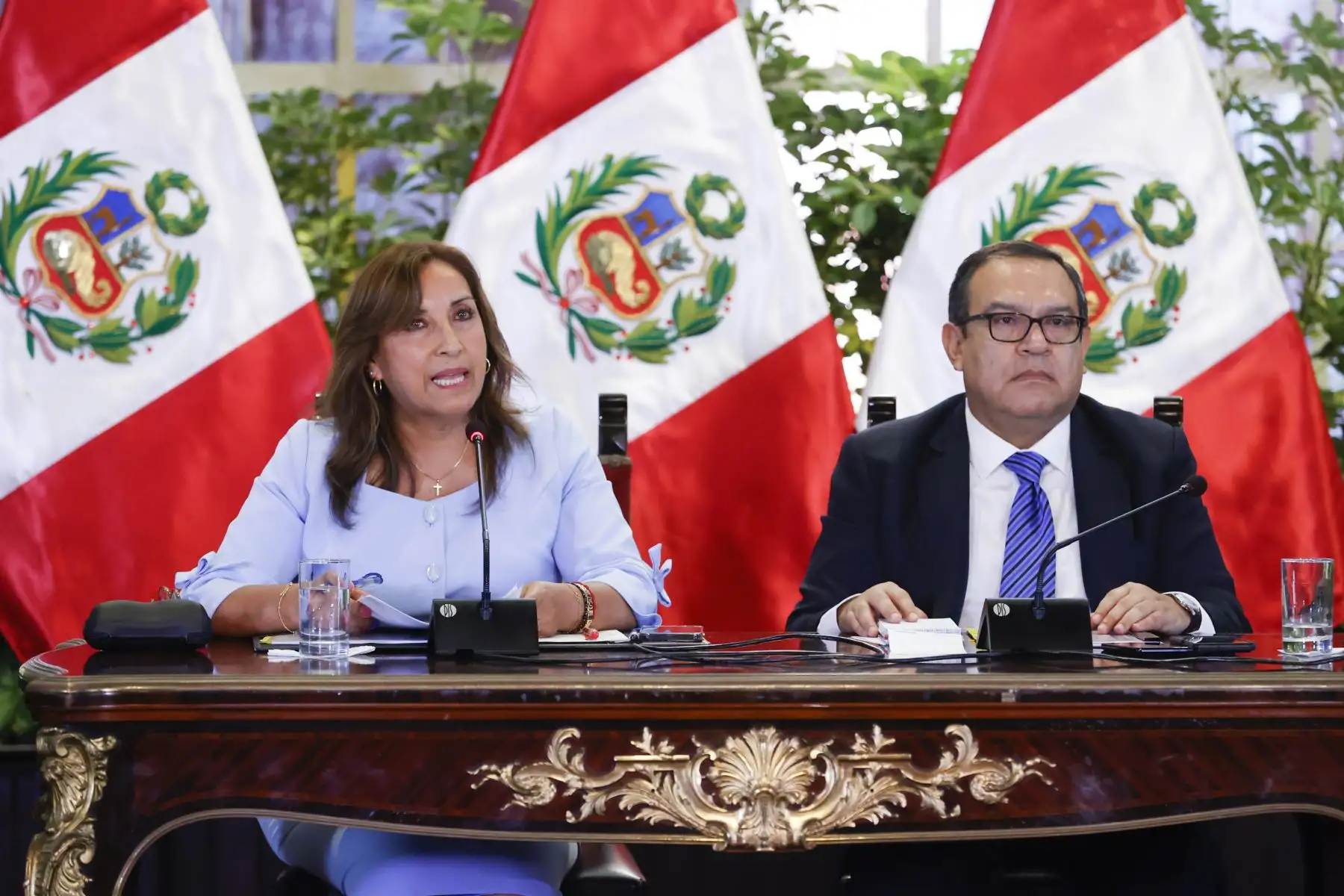 En conferencia de prensa, la Presidenta de la República, Dina Boluarte, acompañada de los titulares del gabinete ministerial, expuso el avance de su gestión tras más de dos meses al frente del Poder Ejecutivo.
Foto: ANDINA/Presidencia Perú