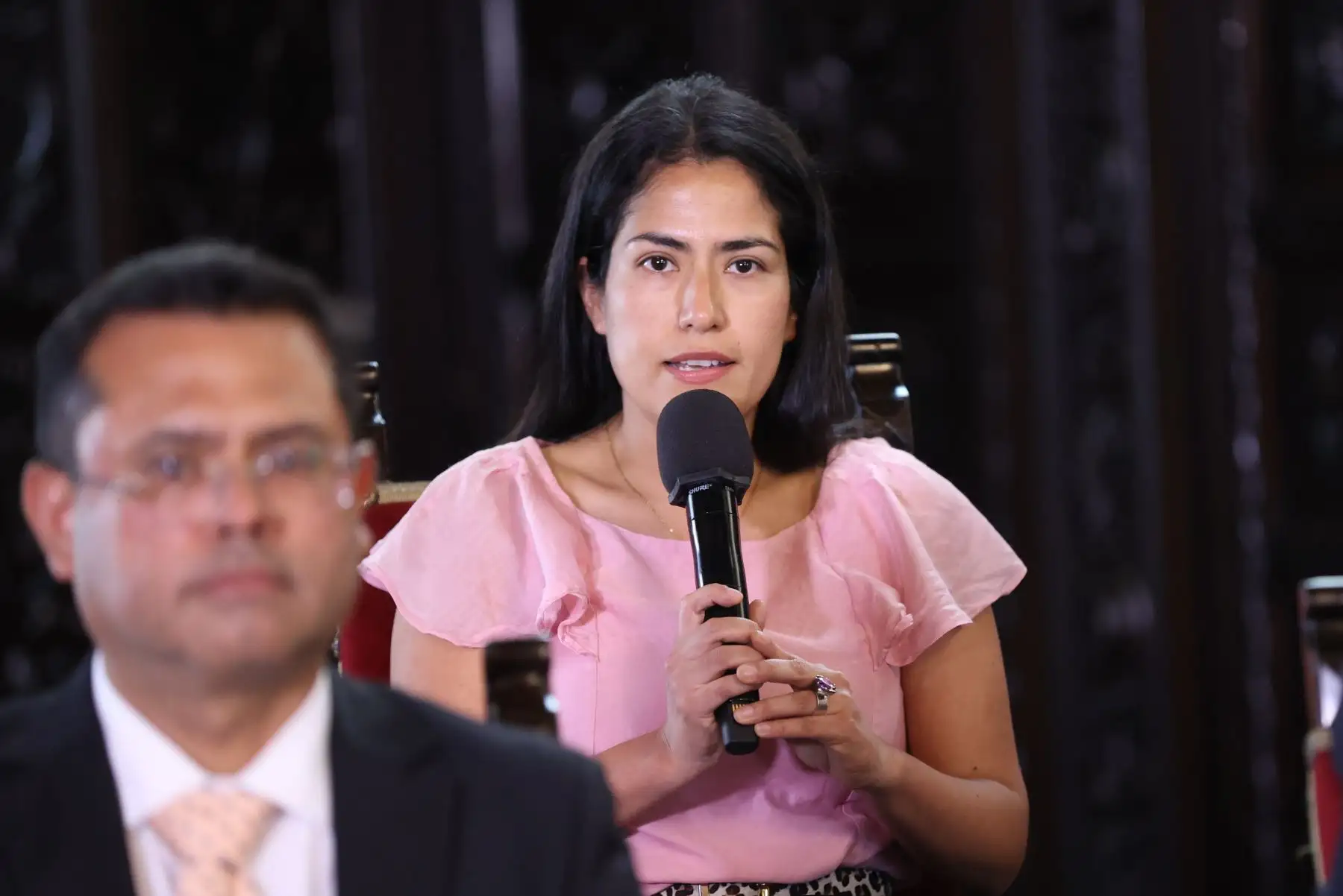 Intervención de la ministra de Transporte y Comunicaciones, Paola Lazarte, durante la conferencia de prensa que brindó el gabinete de ministros para dar a dar a conocer los avances de gestión tras más de dos meses al frente del Poder Ejecutivo. 
Foto: ANDINA/PCM