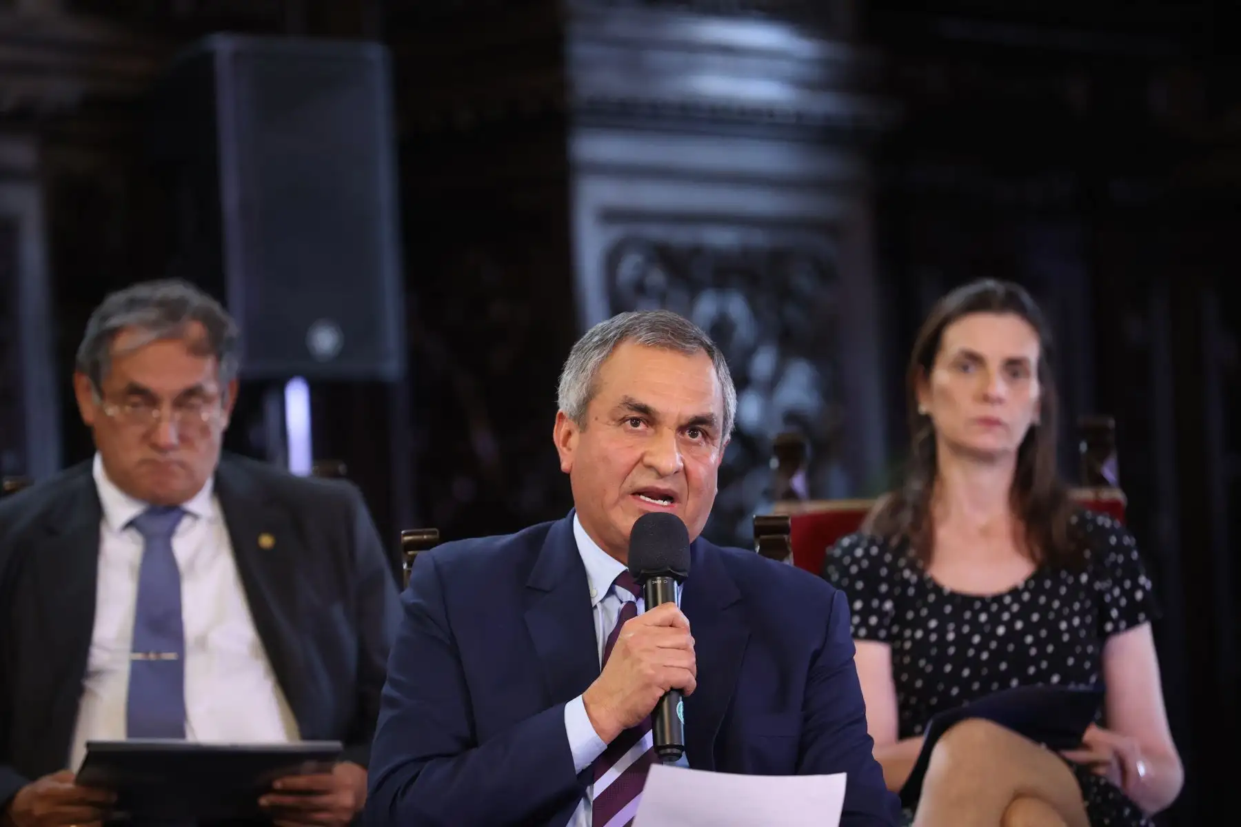 Intervención del Ministro de Justicia y Derechos Huamanos, José Tello Alfaro, durante la conferencia de prensa que brindó el gabinete de ministros para dar a dar a conocer los avances de gestión tras más de dos meses al frente del Poder Ejecutivo. 
Foto: ANDINA/PCM