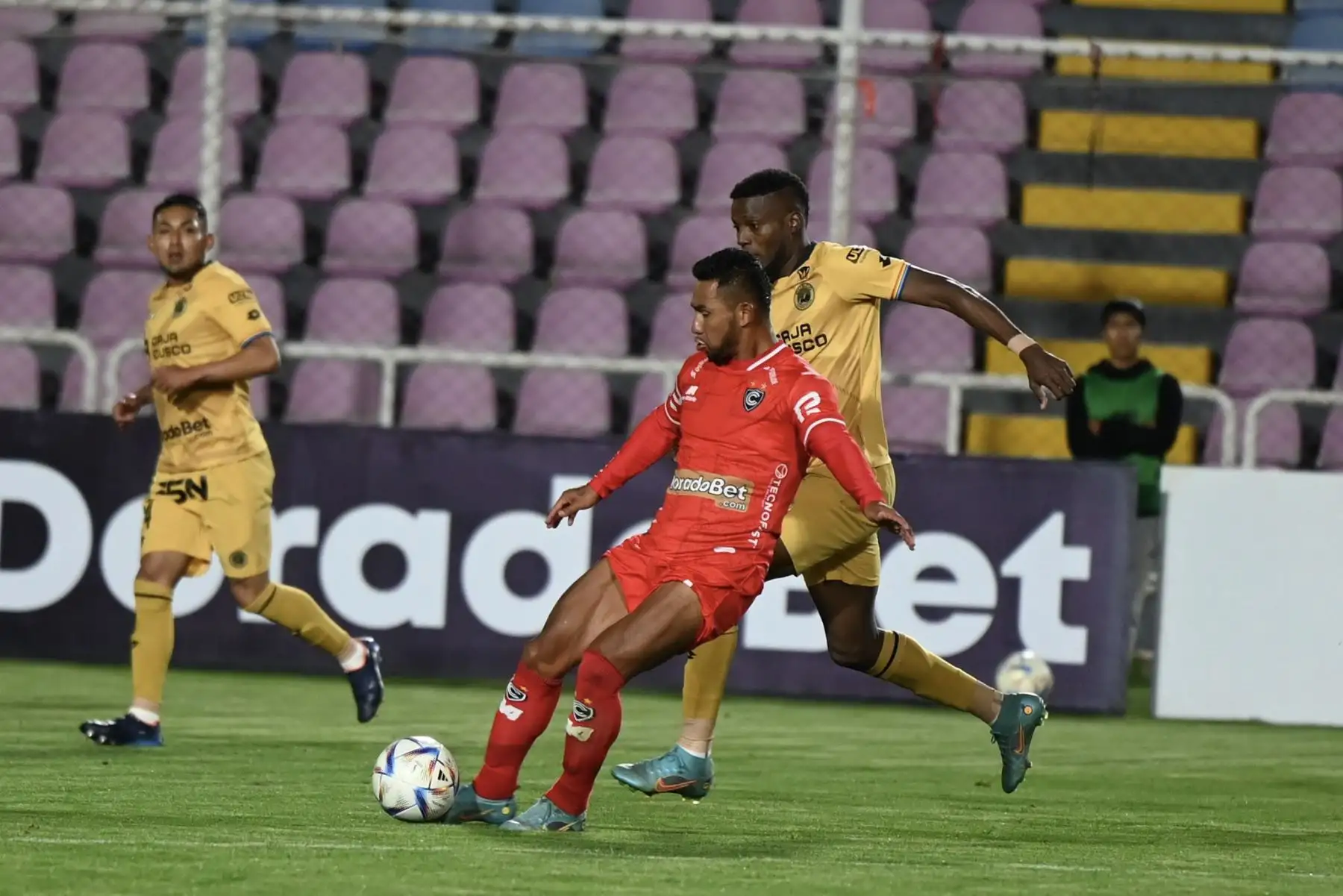 Cienciano vence al Cusco FC  en el partido correspondiente a la cuarta fecha del Torneo Apertura de la Liga 1 Betsson 2023 en el Garcilaso de la Vega de Cusco.
Foto: Cienciano