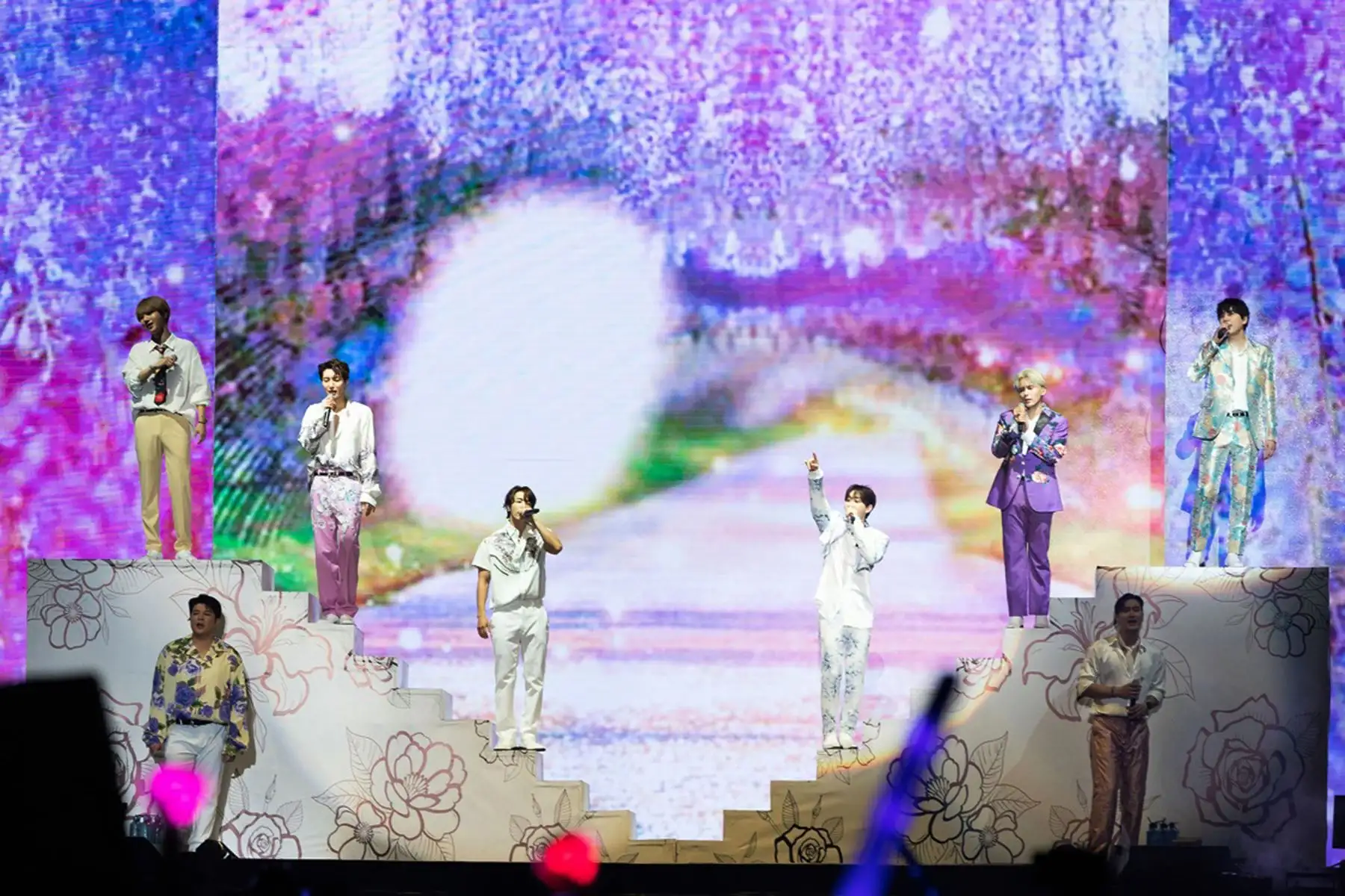 Luego de cinco años de ausencia en los escenarios de América Latina, la popular banda surcoreana Super Junior continuó su tour mundial, que incluyó a Perú, Chile, Brasil y próximamente México
Foto: @SJofficial