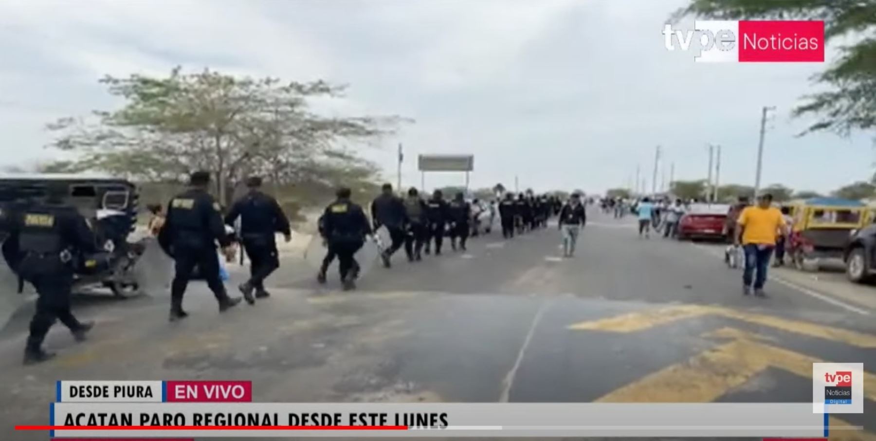 Piura: ronderos acatan paro y bloquean carretera de ingreso a Chulucanas | Noticias | Agencia Peruana de Noticias Andina