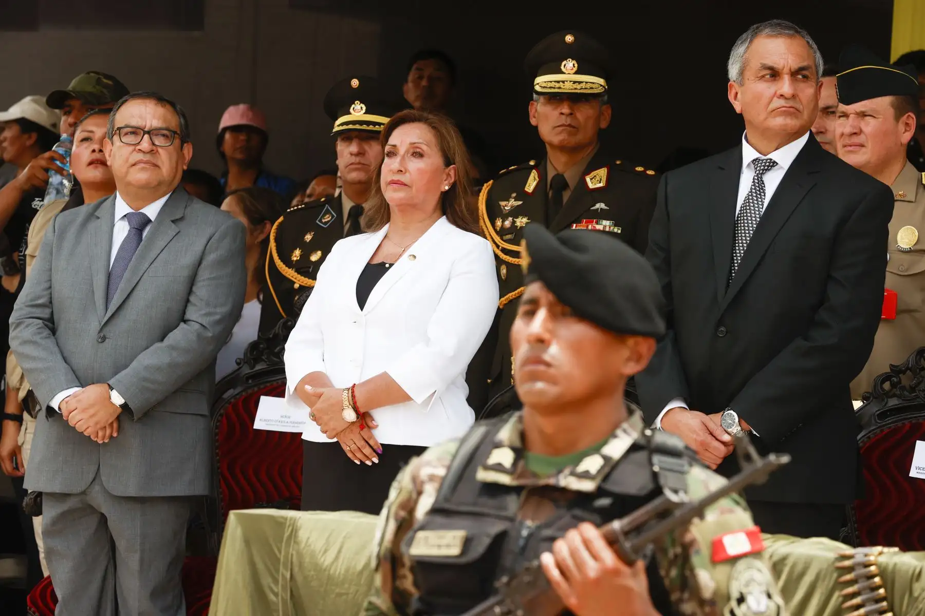 Presidenta Dina Boluarte participó en ceremonia fúnebre en homenaje a los policías caídos en la emboscada ocurrida el pasado sábado 11 de febrero en el VRAEM. Foto: ANDINA/ Prensa Presidencia