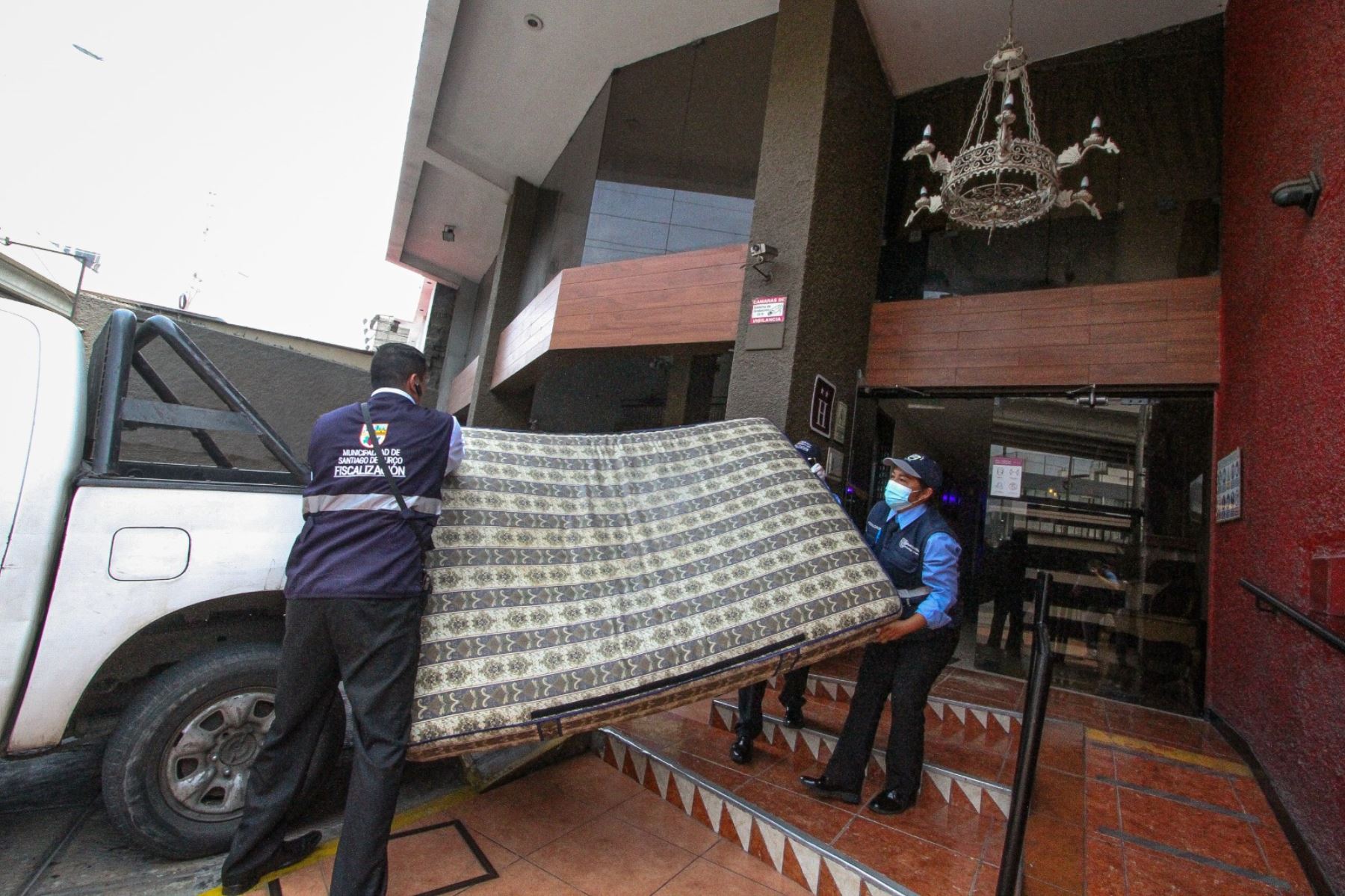 La Municipalidad de Surco clausuró temporalmente seis hostales que funcionaban en pésimas condiciones de salubridad y seguridad. Foto: ANDINA/Difusión